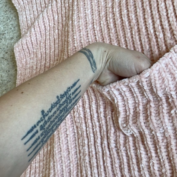 Earthbound Trading Co Pink Chenille Kimono Poncho Cocoon - Picture 8 of 8